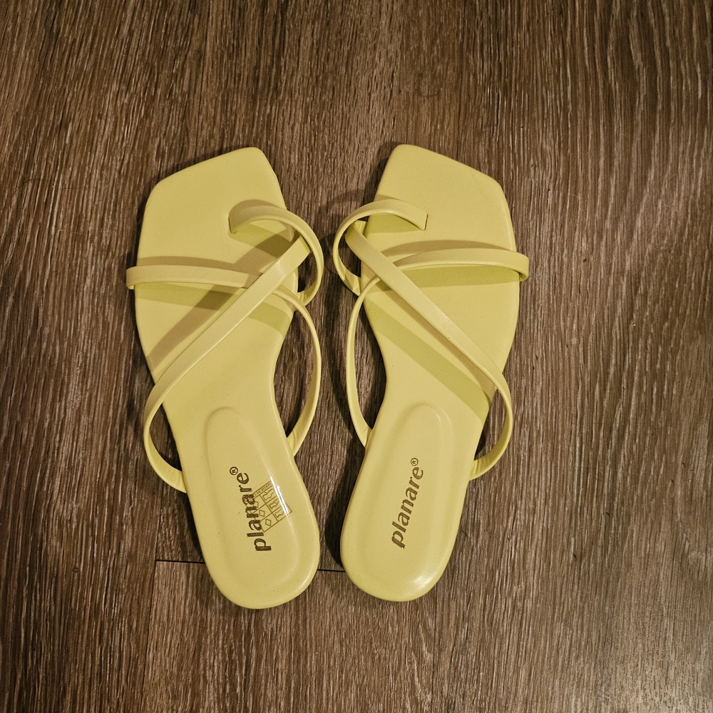 Women's Yellow Sandals
